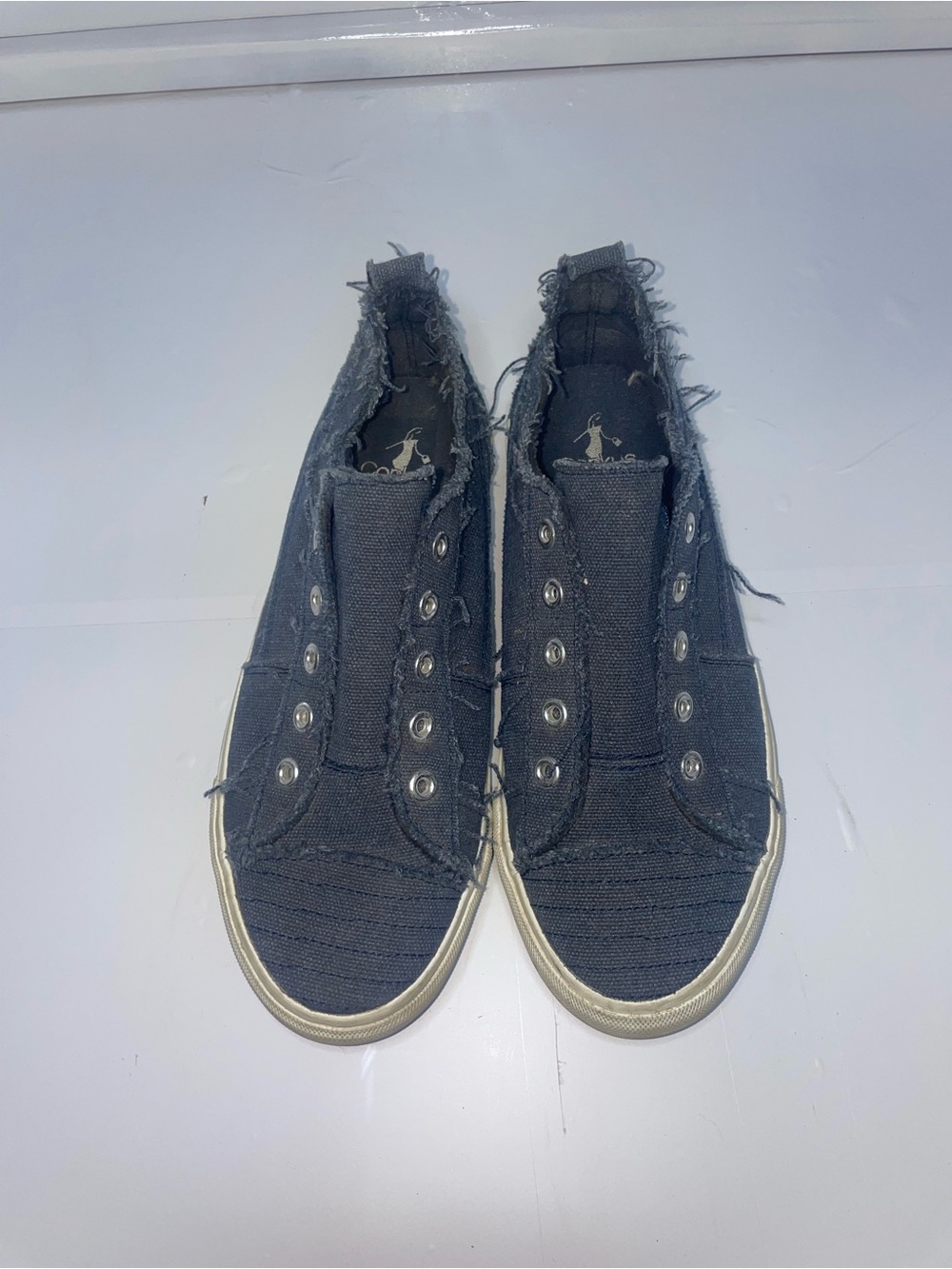Corkys Women's Frayed Slip-On Sneakers in Navy size 8